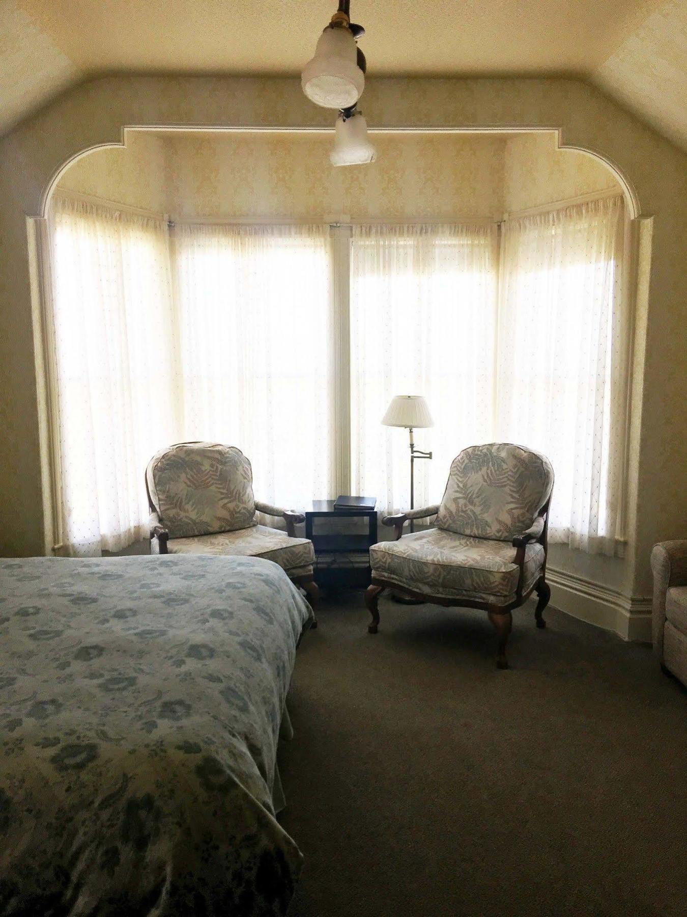 Gosby House Inn, A Four Sisters Inn Пасифік-Гроув Екстер'єр фото